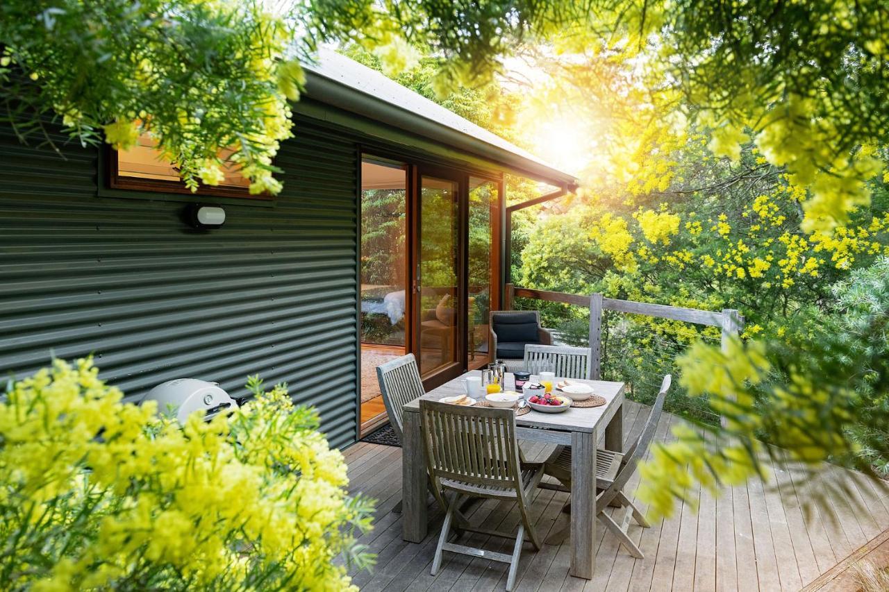 Cladich Pavilions Bed And Breakfast Aldgate Exterior photo