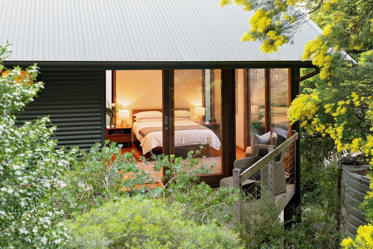 Cladich Pavilions Bed And Breakfast Aldgate Exterior photo